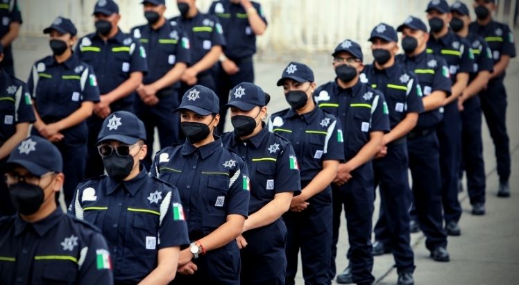 Estrena Toluca 400 policías y  suma un total de 2 mil 500 elementos